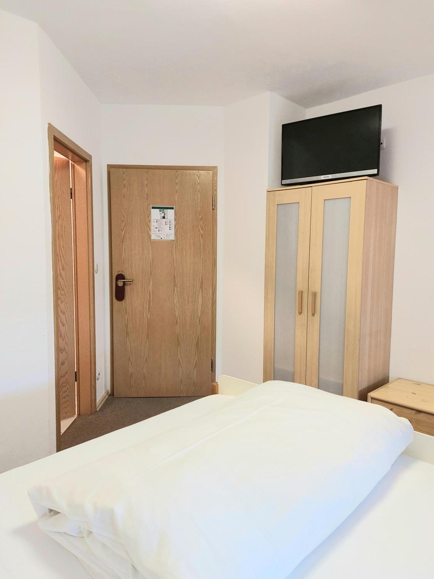 Gaestehaus Langhammer Bubenreuth Номер фото