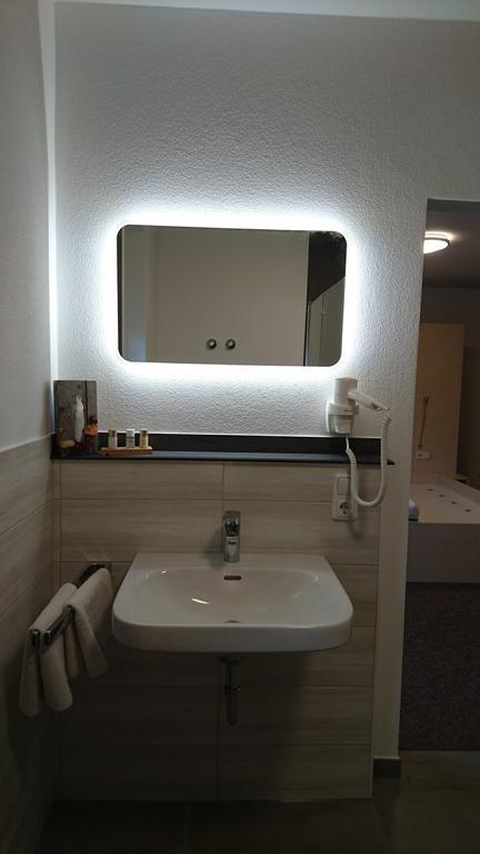 Gaestehaus Langhammer Bubenreuth Екстер'єр фото