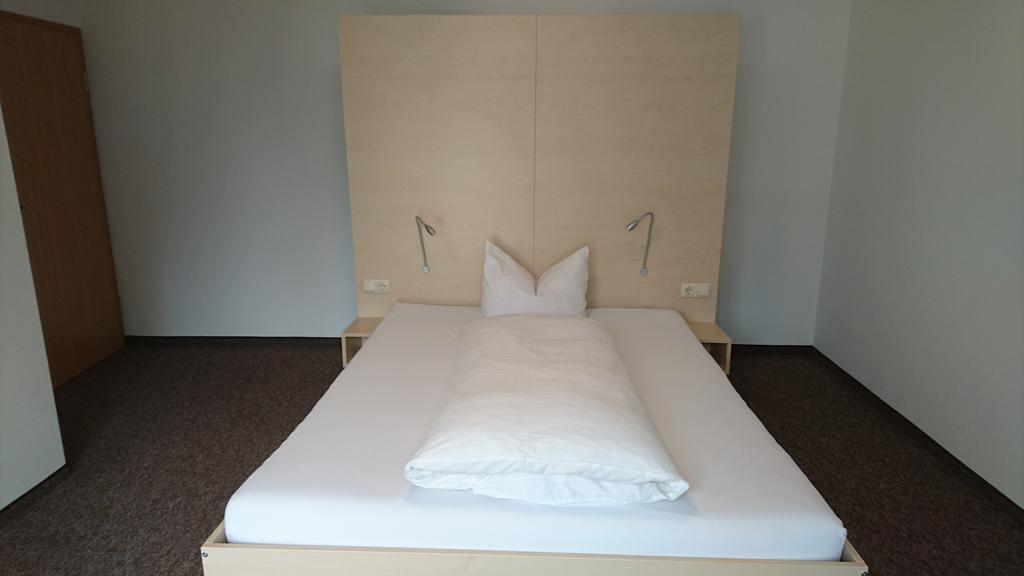 Gaestehaus Langhammer Bubenreuth Екстер'єр фото